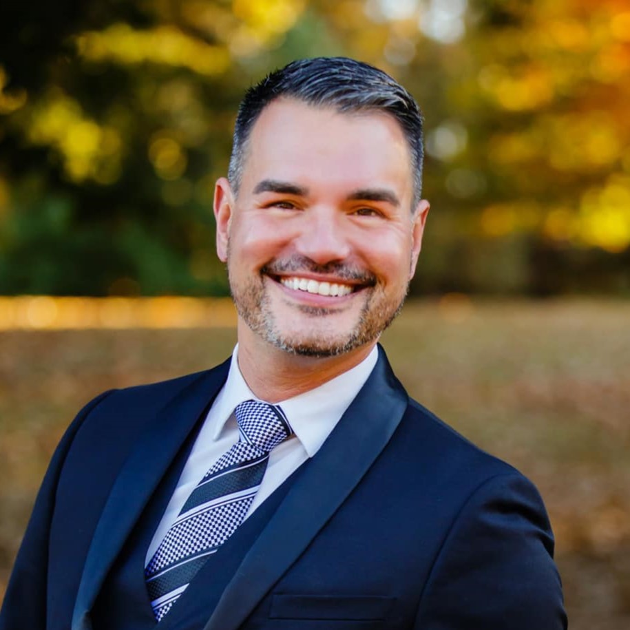 Dr Helmut Lucero Love Profile Picture