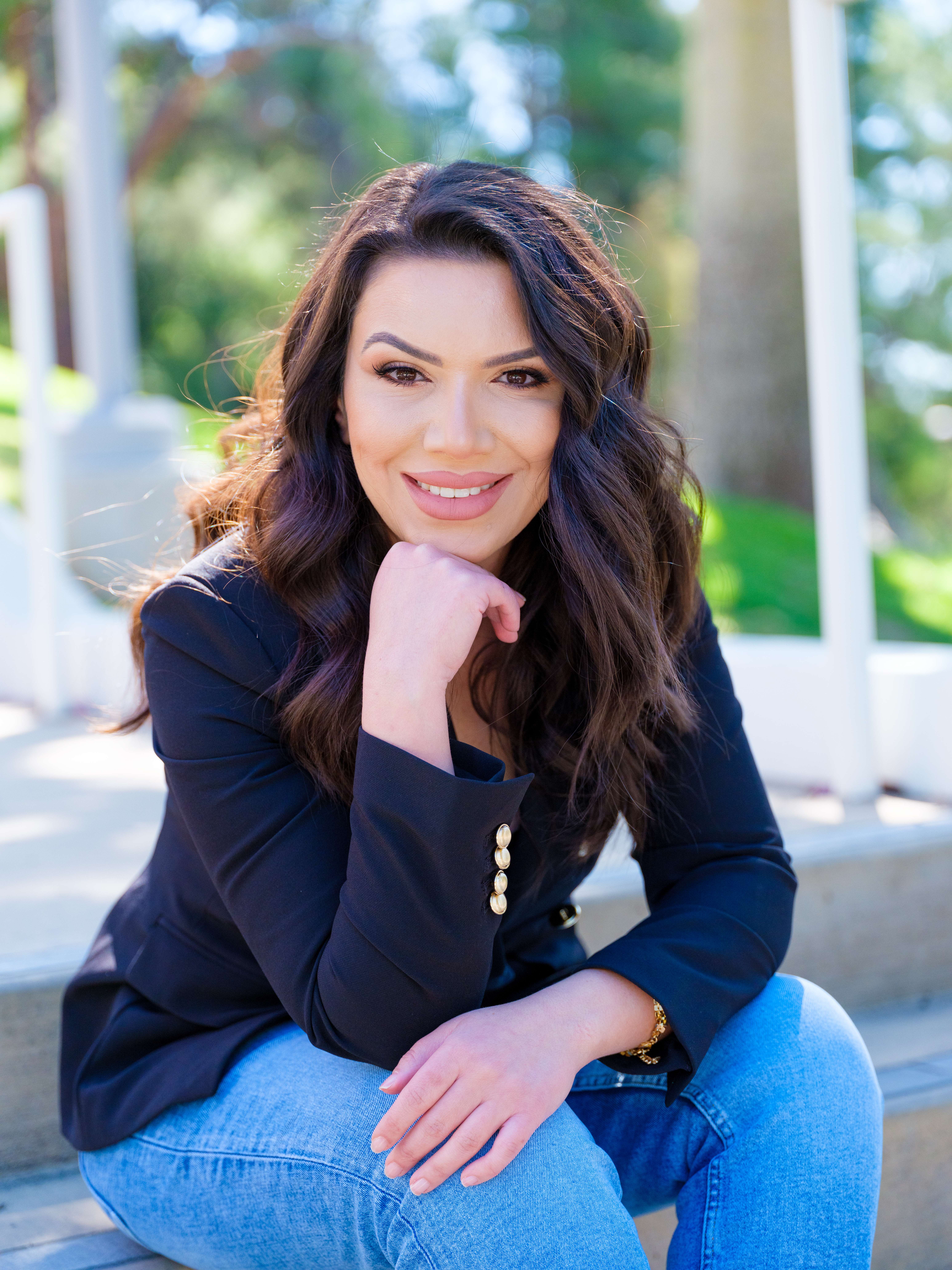 Ninel Simonian Profile Picture